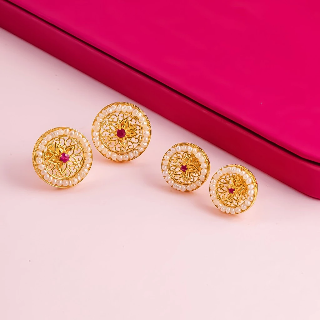 LJ156: FUL Small Earrings
